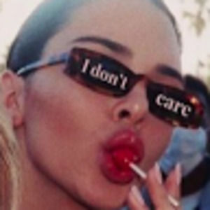 Meet your Posher, Lilli